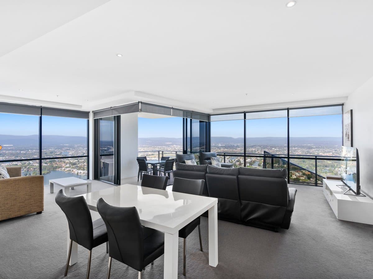 Furnished 1 Bedroom House in Surfers Paradise
