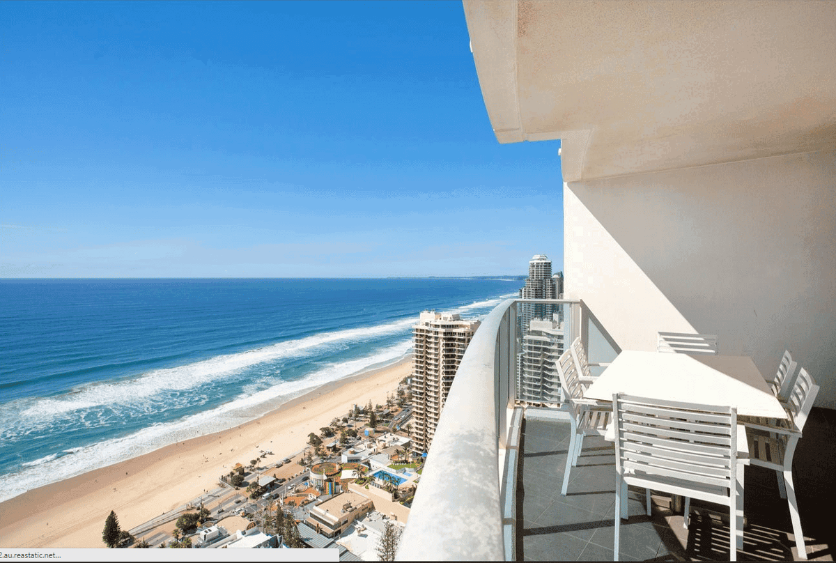 Furnished 3 Bedroom House in Surfers Paradise