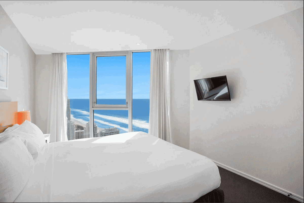 Furnished 3 Bedroom House in Surfers Paradise