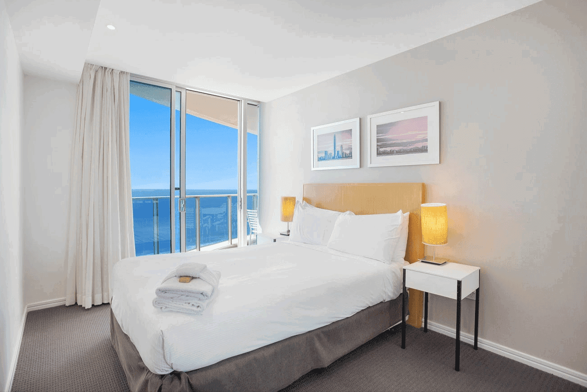 Furnished 3 Bedroom House in Surfers Paradise