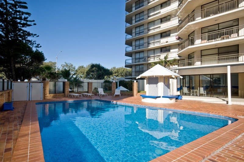 Furnished 2 Bedroom House in Surfers Paradise