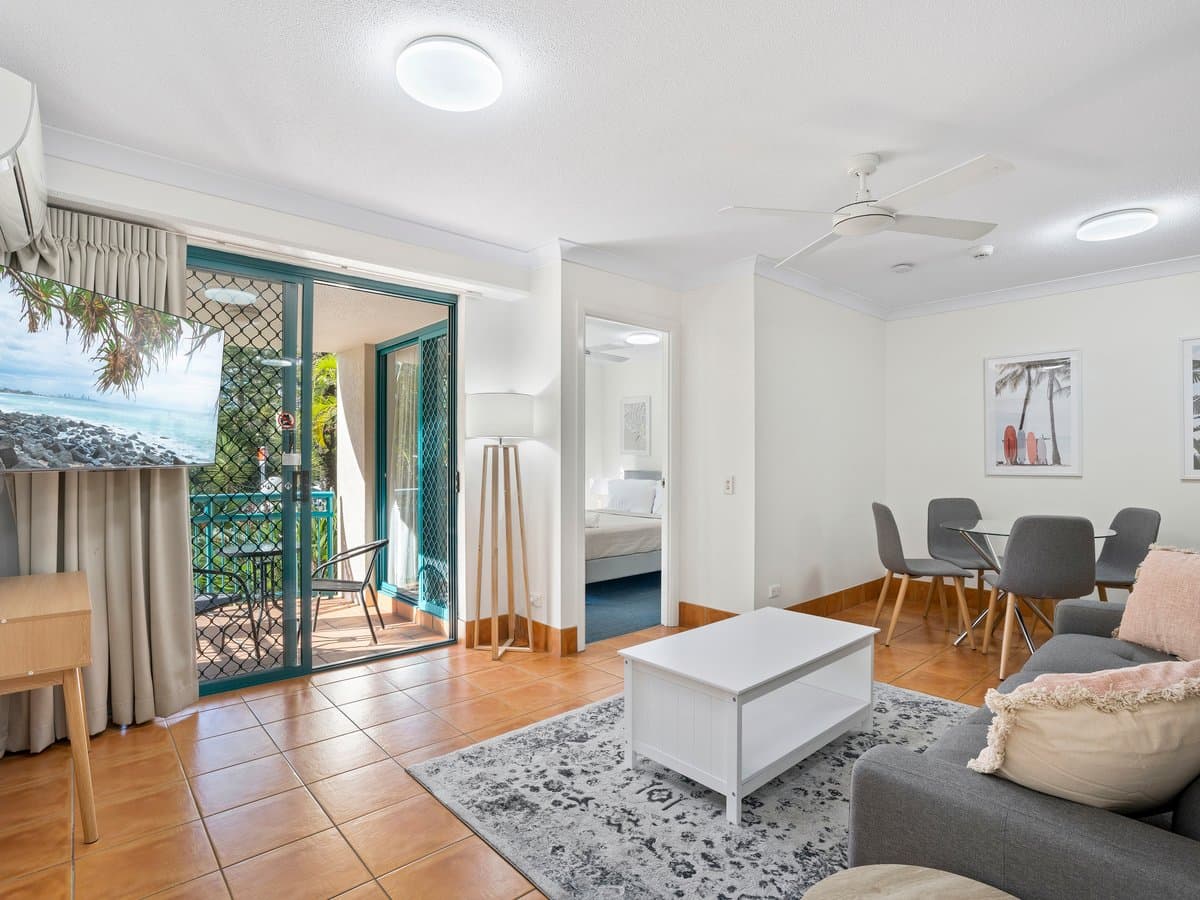 Furnished 1 Bedroom House in Broadbeach