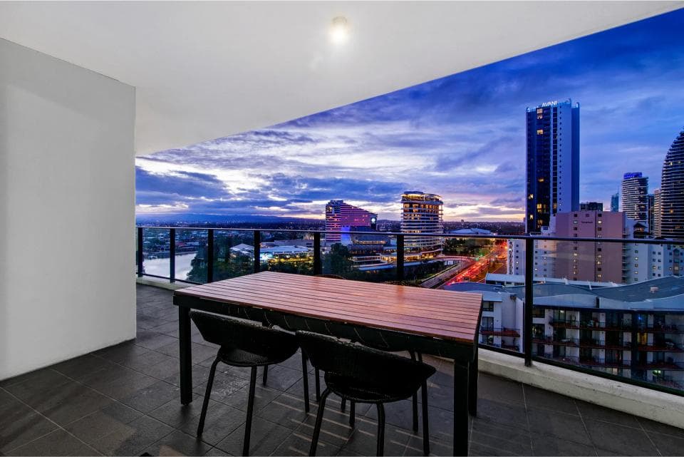 Furnished 3 Bedroom House in Broadbeach