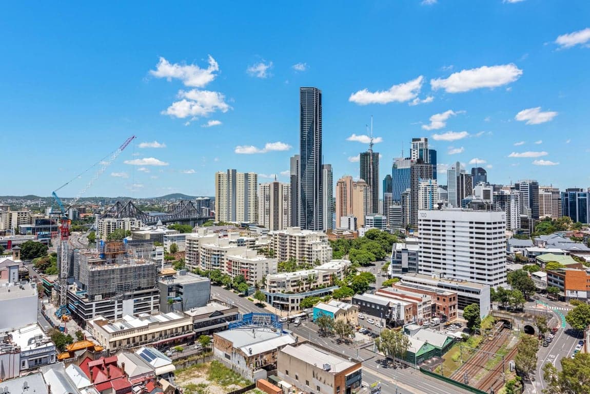 Furnished 2 Bedroom House in Fortitude Valley