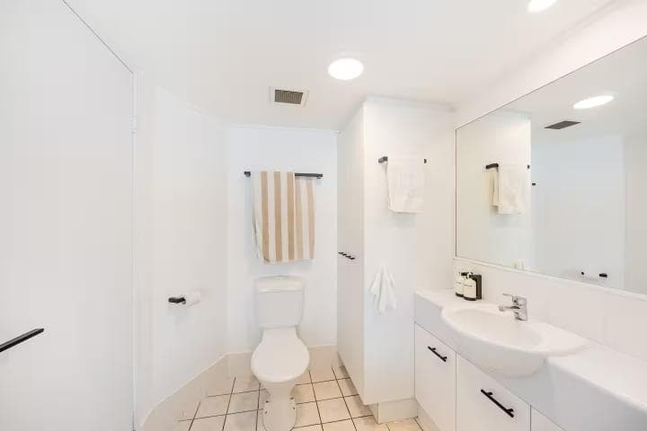 Furnished 2 Bedroom House in Urangan