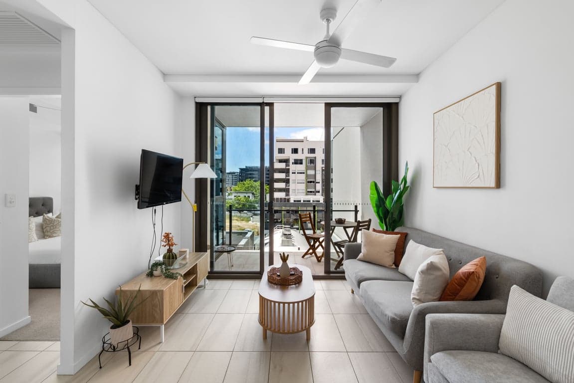 Furnished 2 Bedroom House in Newstead