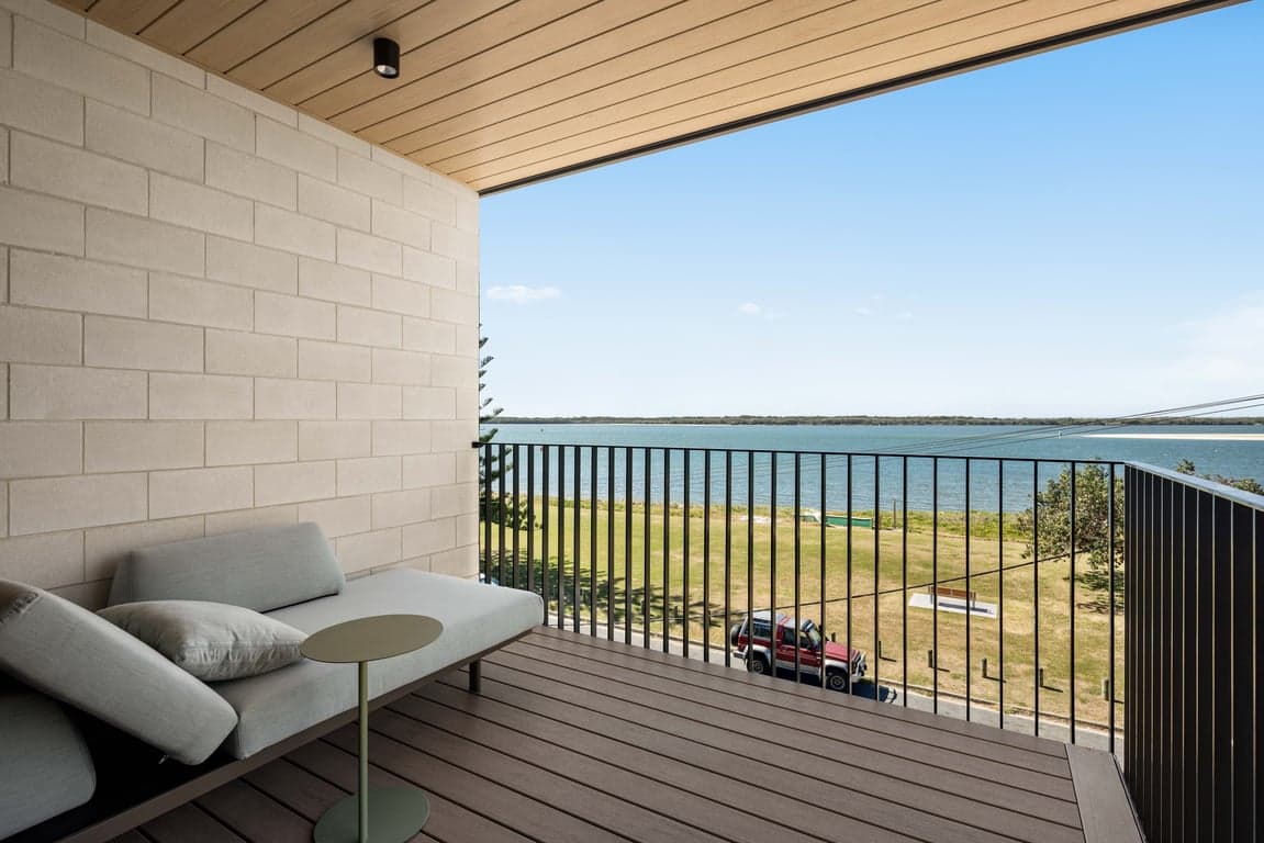 Furnished 3 Bedroom House in Runaway Bay