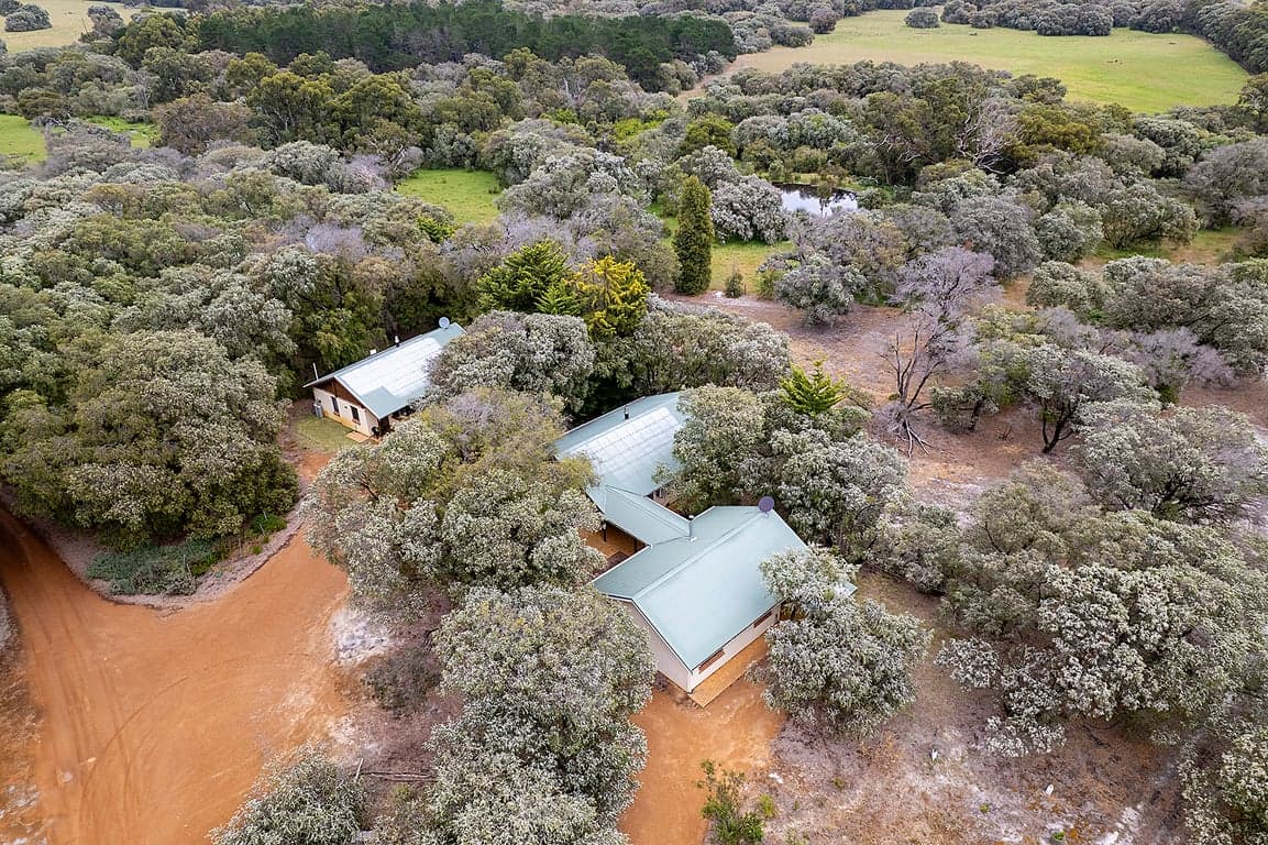 Furnished 2 Bedroom House in Yallingup