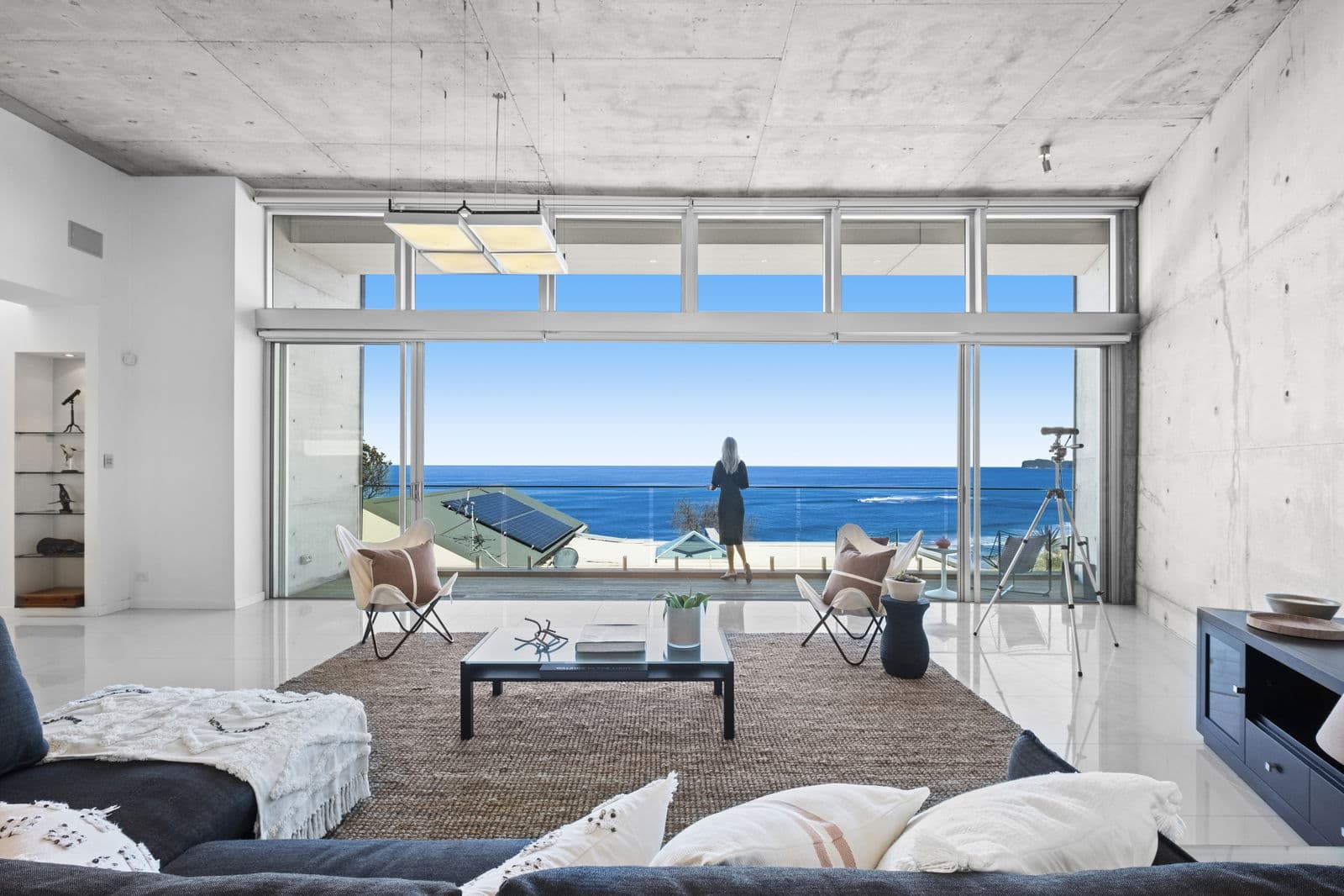 Furnished 4 Bedroom House in Forresters Beach