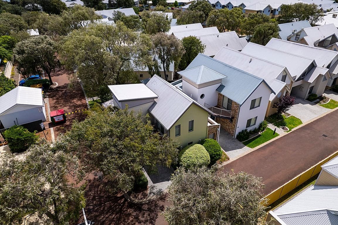 Furnished 3 Bedroom House in Broadwater