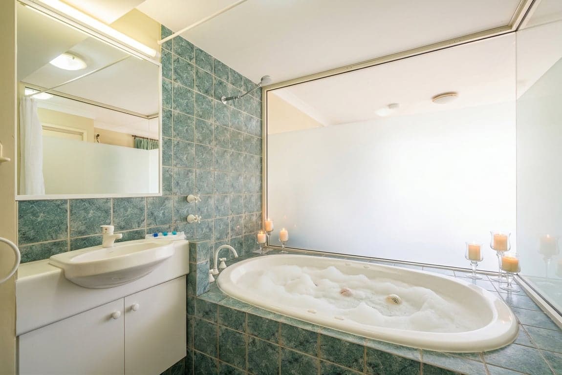 Furnished 2 Bedroom House in Broadwater