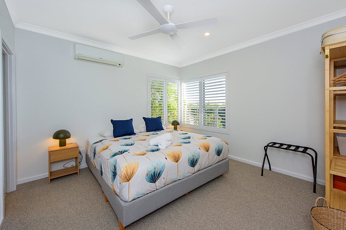 Furnished 3 Bedroom House in Peppermint Grove Beach