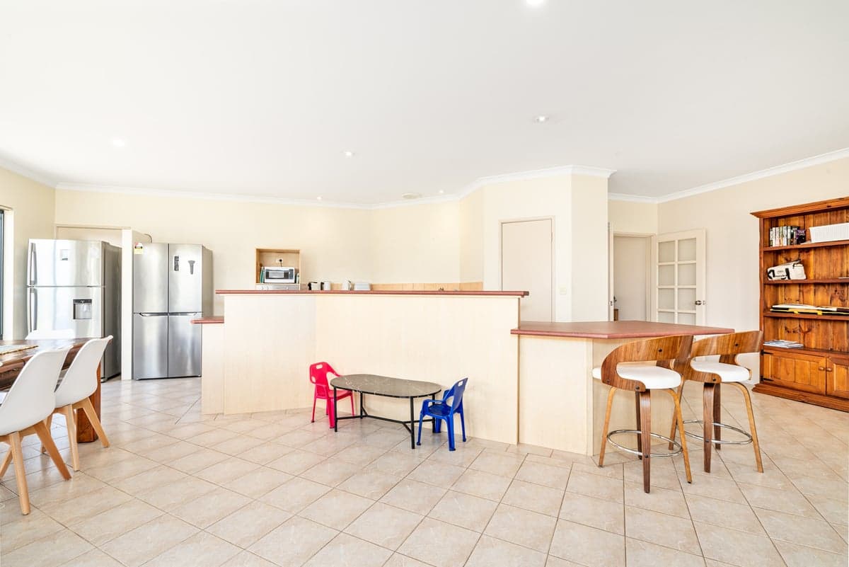 Furnished 4 Bedroom House in Quindalup