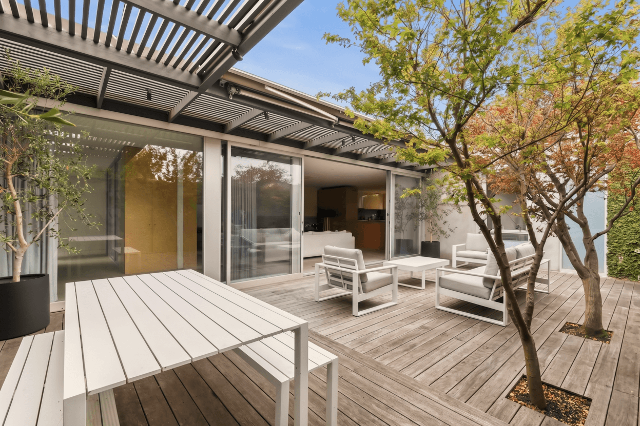 Furnished 3 Bedroom House in Brighton