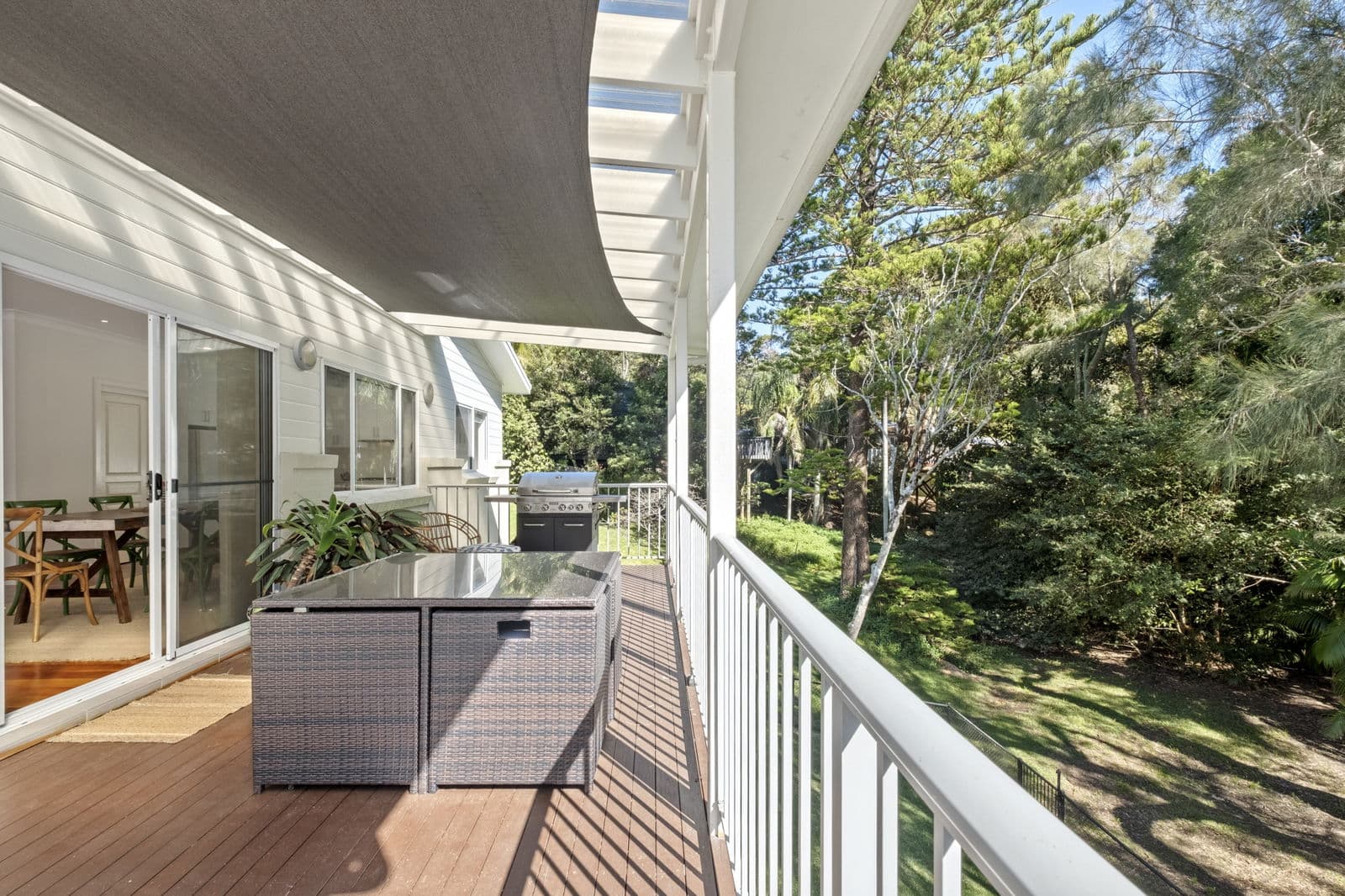 Furnished 5 Bedroom House in MacMasters Beach