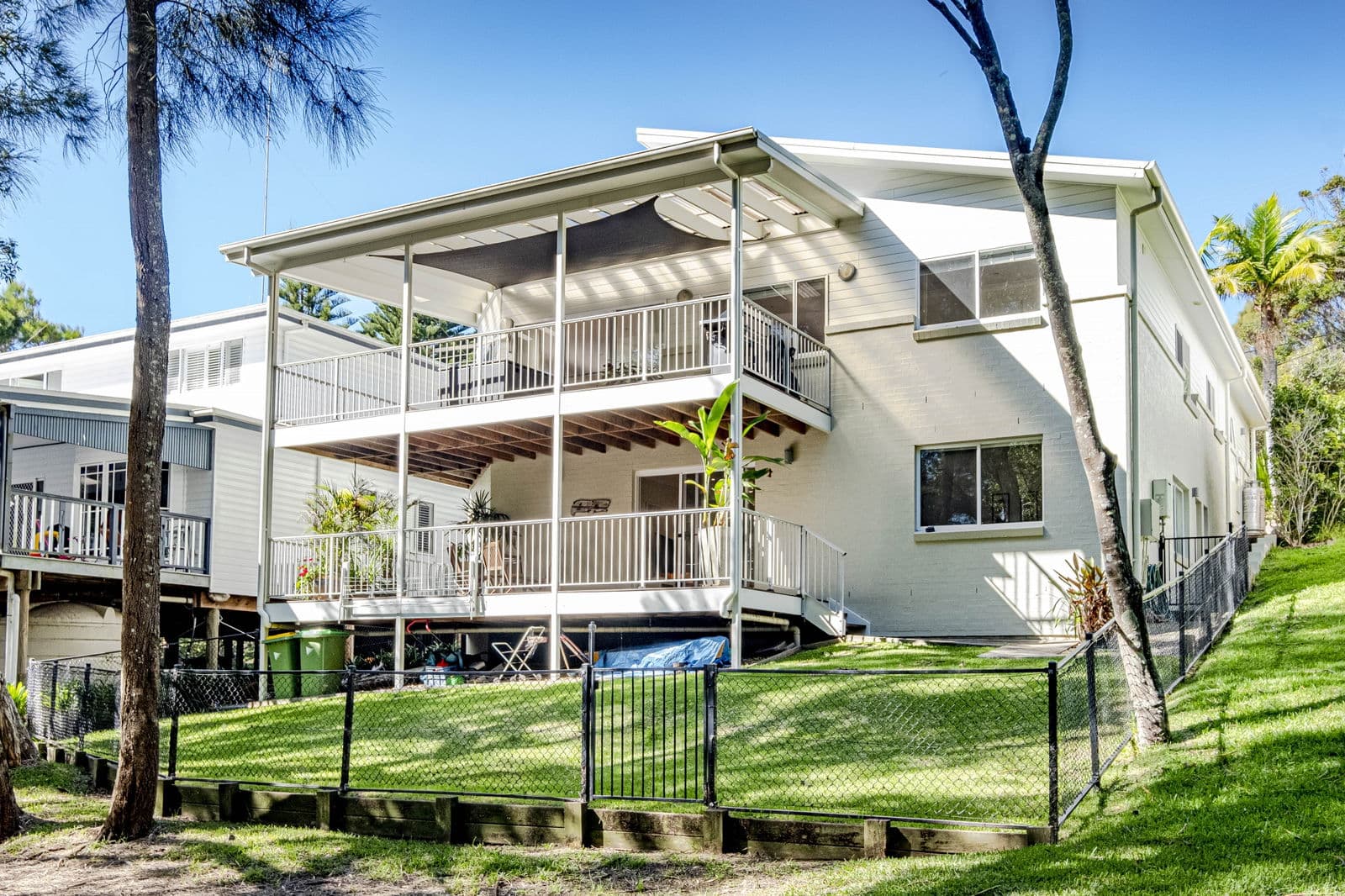 Furnished 5 Bedroom House in MacMasters Beach