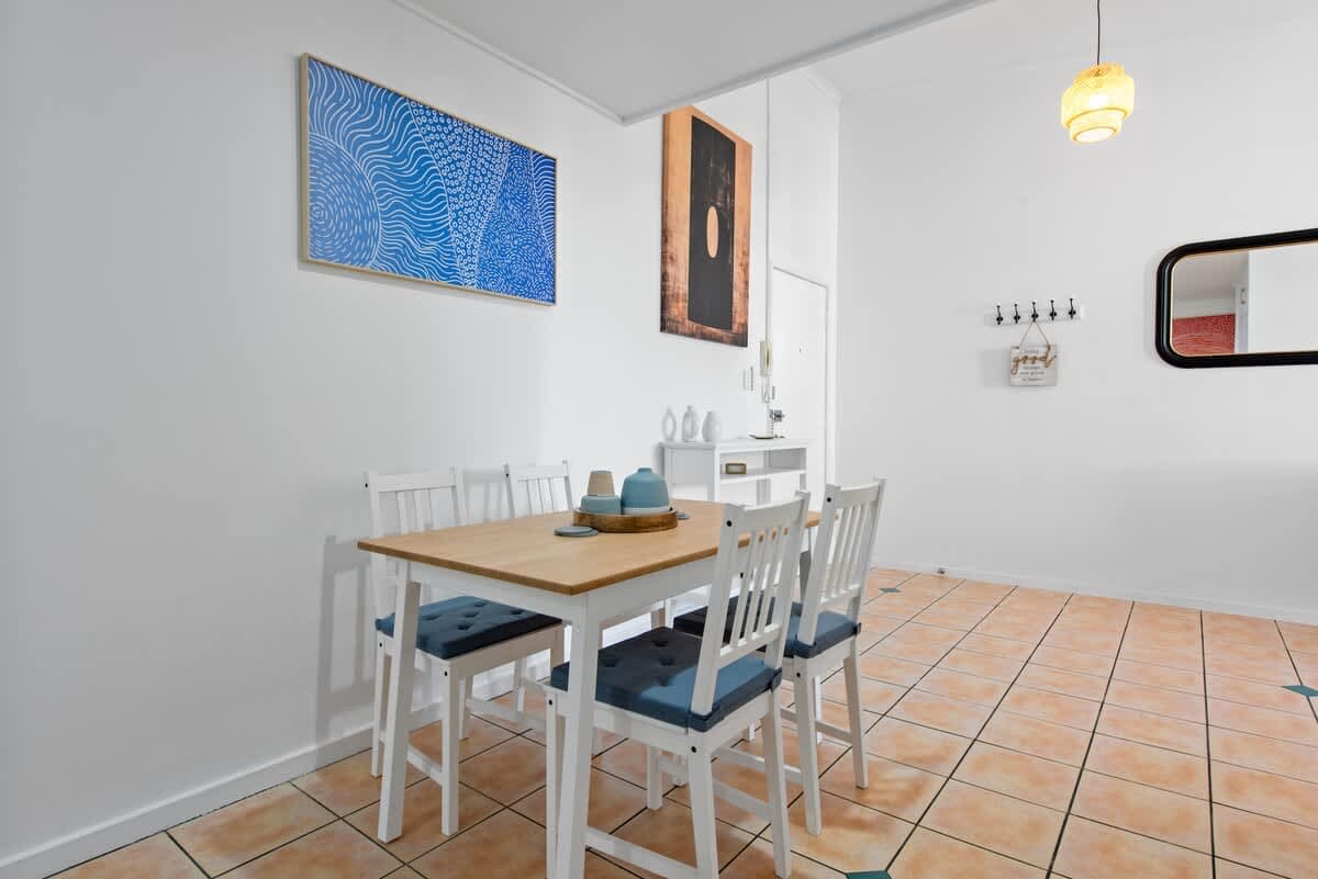 Furnished 2 Bedroom Apartment in New Farm