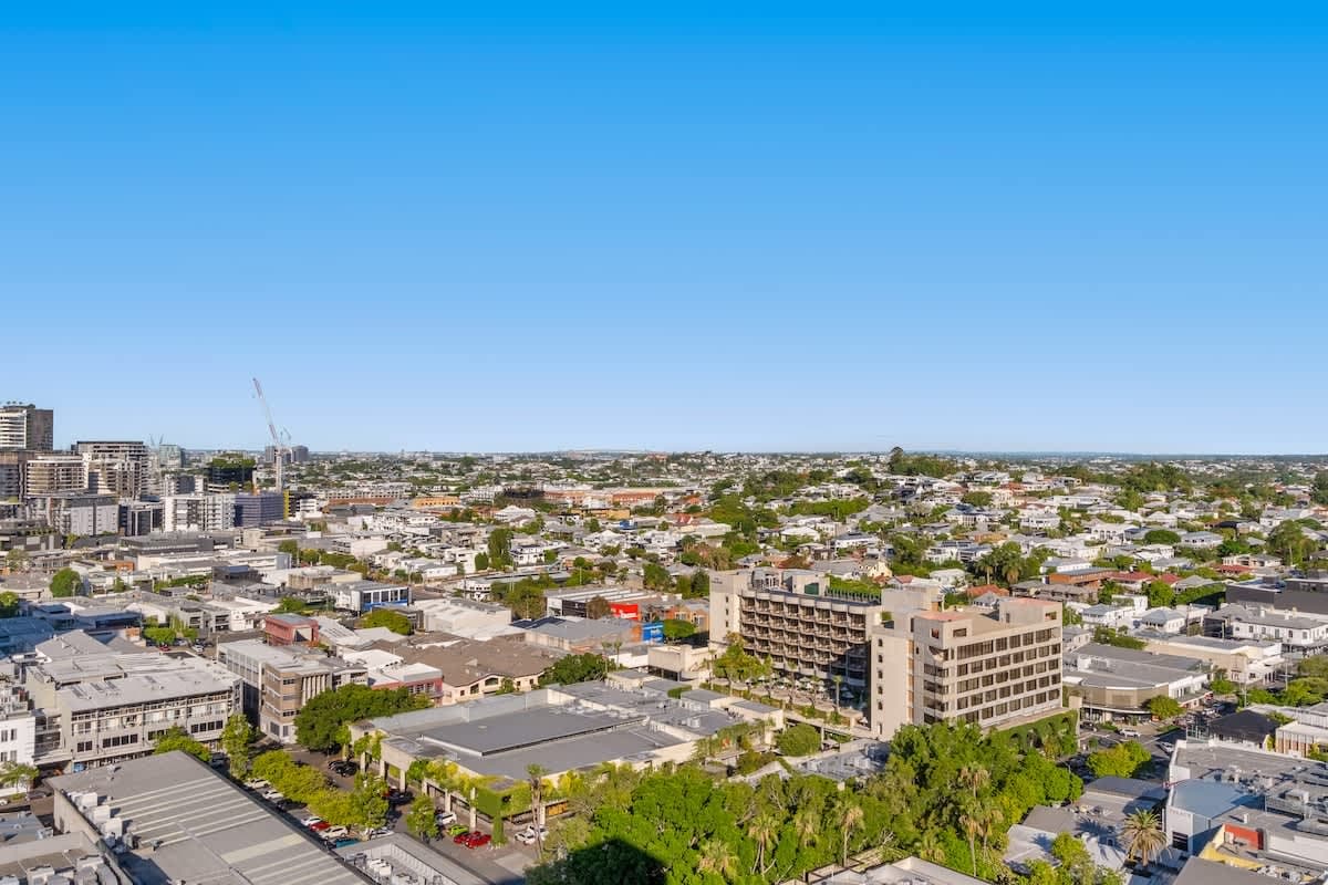 Furnished 2 Bedroom Apartment in Fortitude Valley