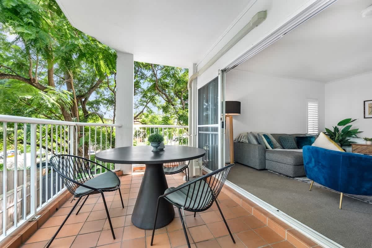 Furnished 2 Bedroom Apartment in Indooroopilly