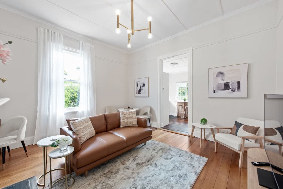 Furnished 1 Bedroom Apartment in New Farm