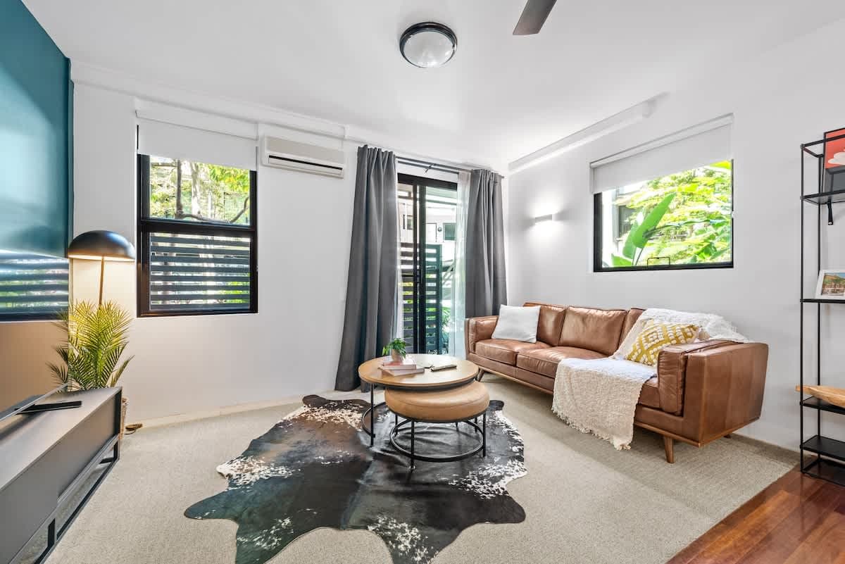Furnished 1 Bedroom Apartment in Teneriffe