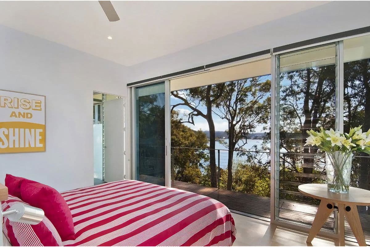 Furnished 4 Bedroom House in Pretty Beach
