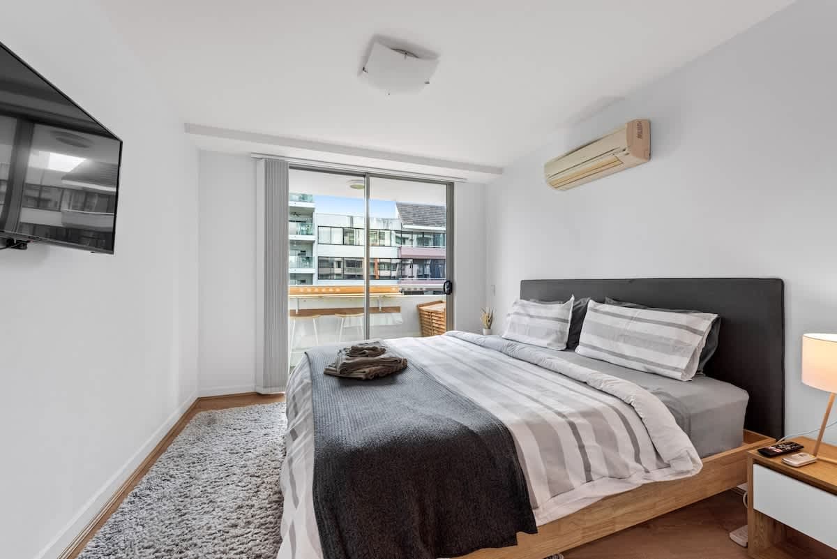 Furnished 3 Bedroom Apartment in Brisbane City