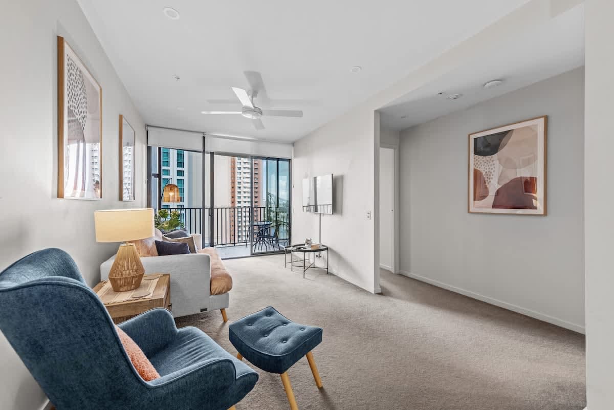 Furnished 1 Bedroom Apartment in Brisbane City