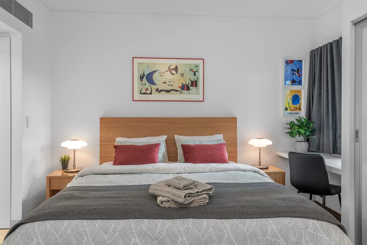 Furnished 1 Bedroom Apartment in Fortitude Valley