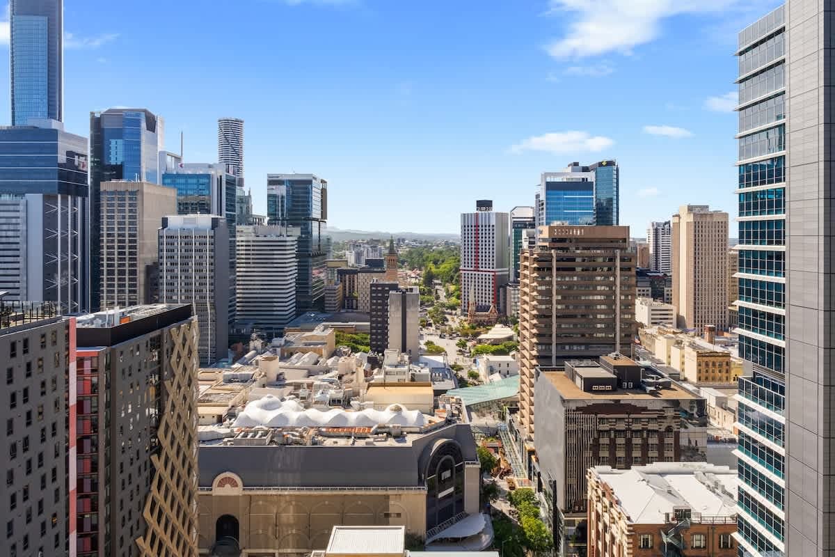 Furnished 2 Bedroom Apartment in Brisbane City