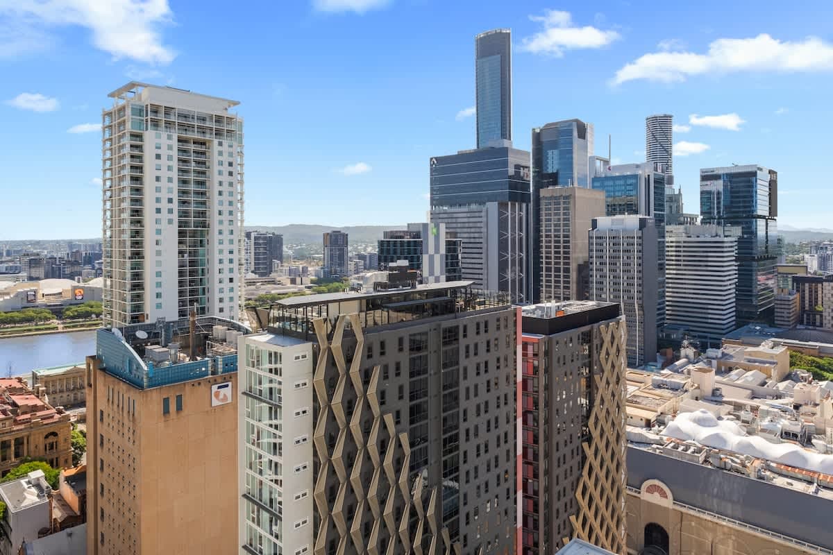 Furnished 2 Bedroom Apartment in Brisbane City