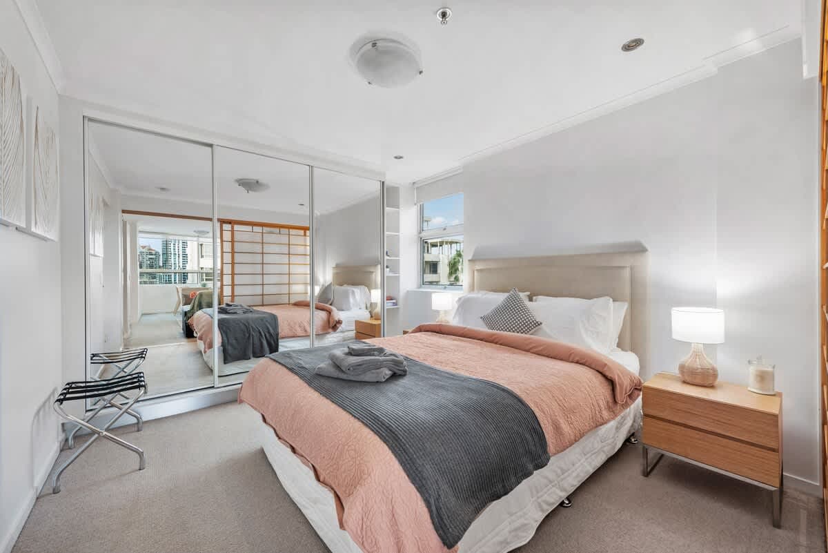 Furnished 1 Bedroom Apartment in New Farm