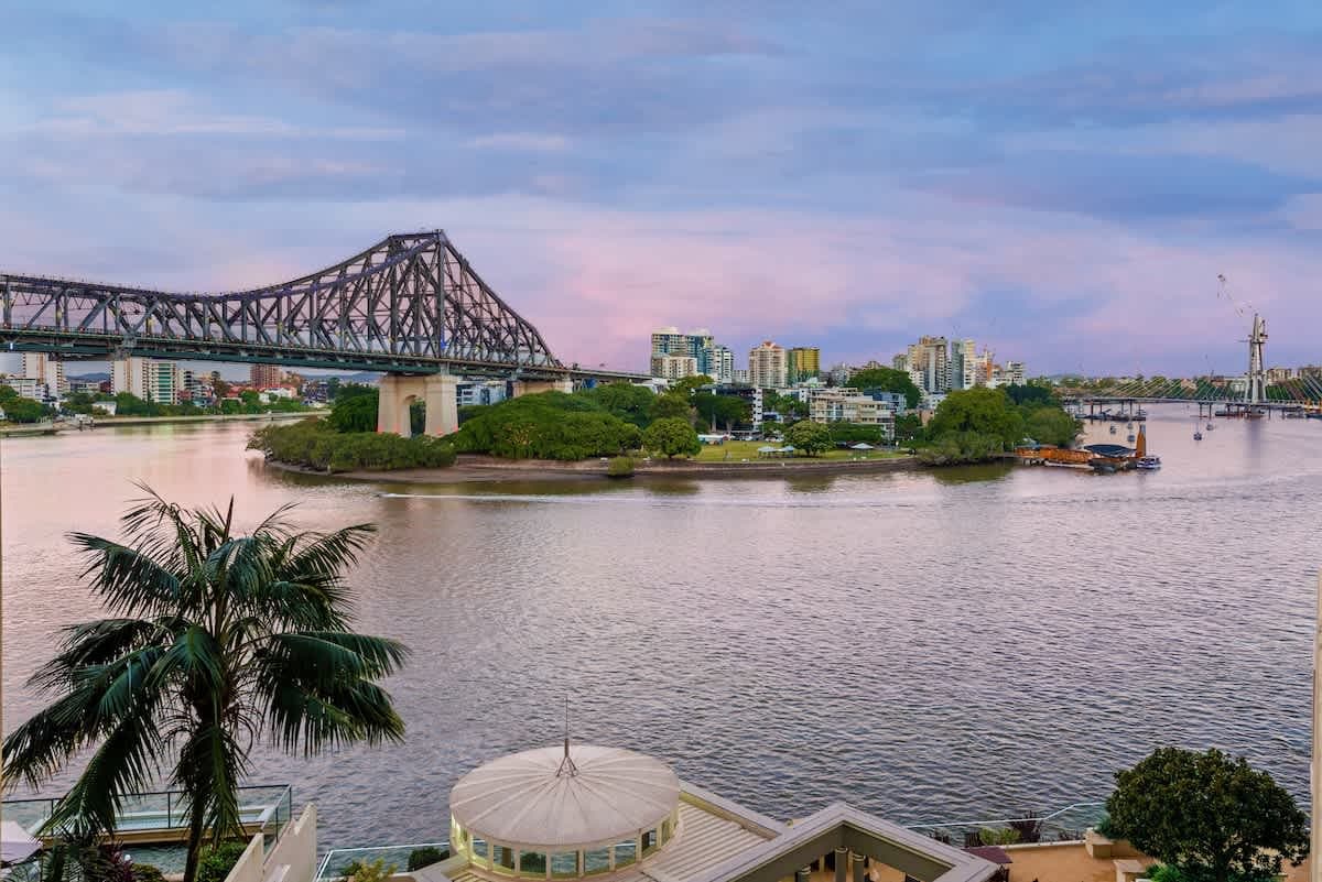 Furnished 2 Bedroom Apartment in Brisbane City
