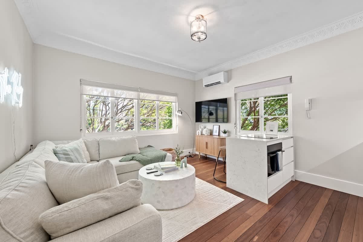 Furnished 1 Bedroom Apartment in New Farm