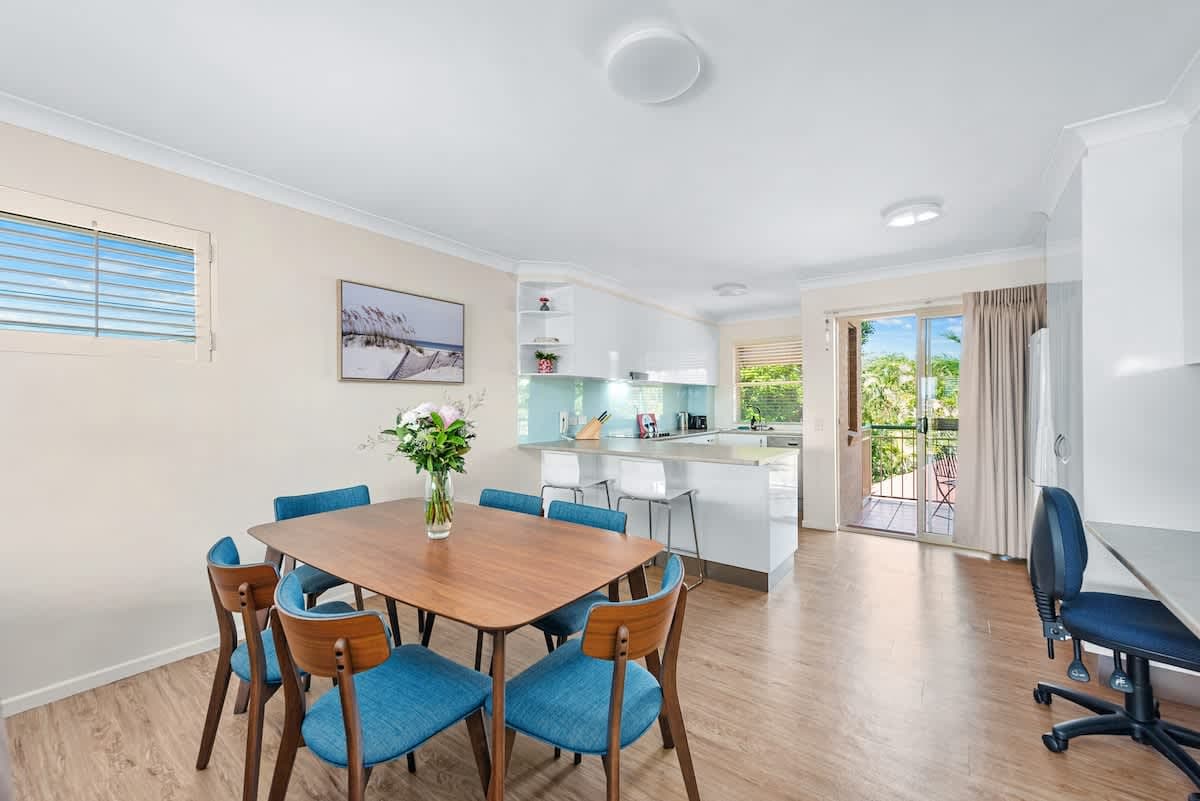 Furnished 2 Bedroom Apartment in Clayfield