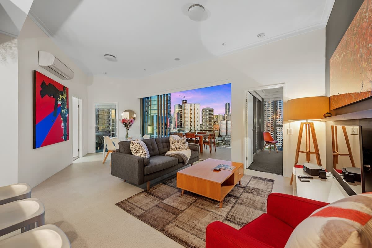 Furnished 2 Bedroom Apartment in South Brisbane