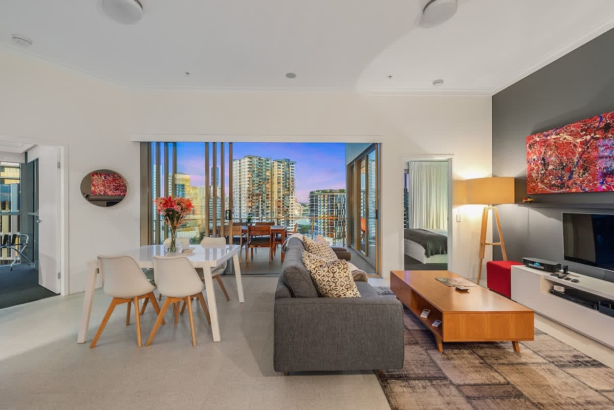 Furnished 2 Bedroom Apartment in South Brisbane