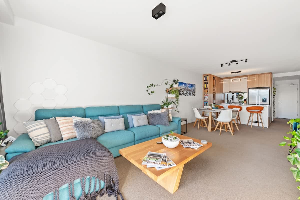Furnished 2 Bedroom Apartment in Newstead