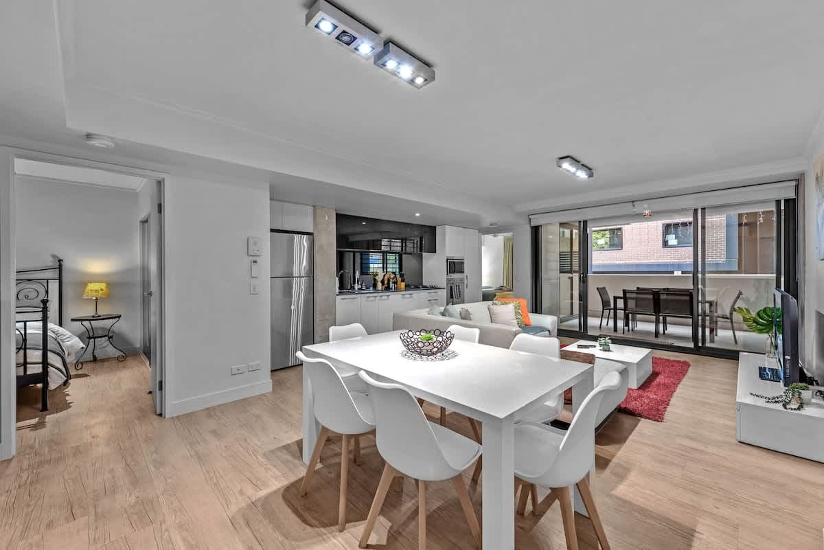 Furnished 2 Bedroom Apartment in South Brisbane