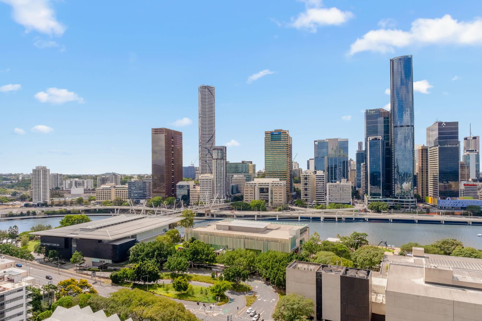 Furnished 1 Bedroom Apartment in South Brisbane