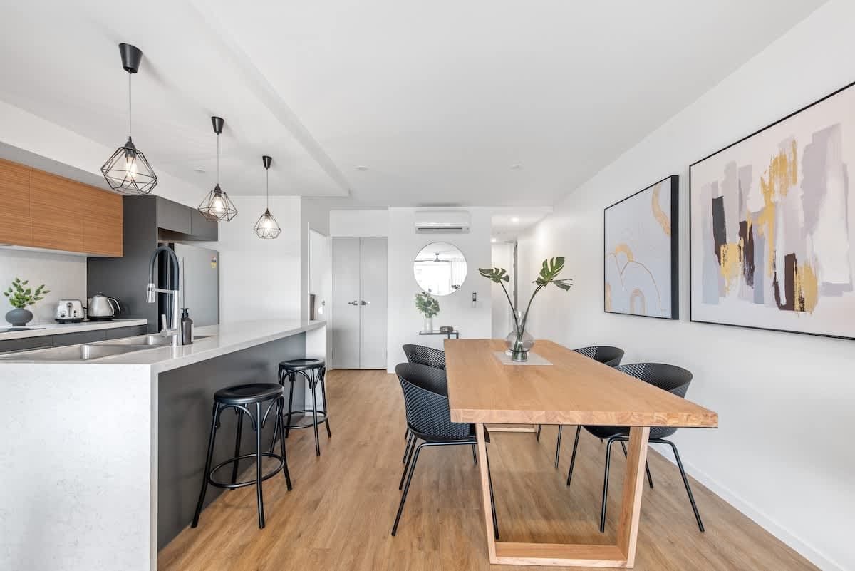 Furnished 2 Bedroom Apartment in Spring Hill