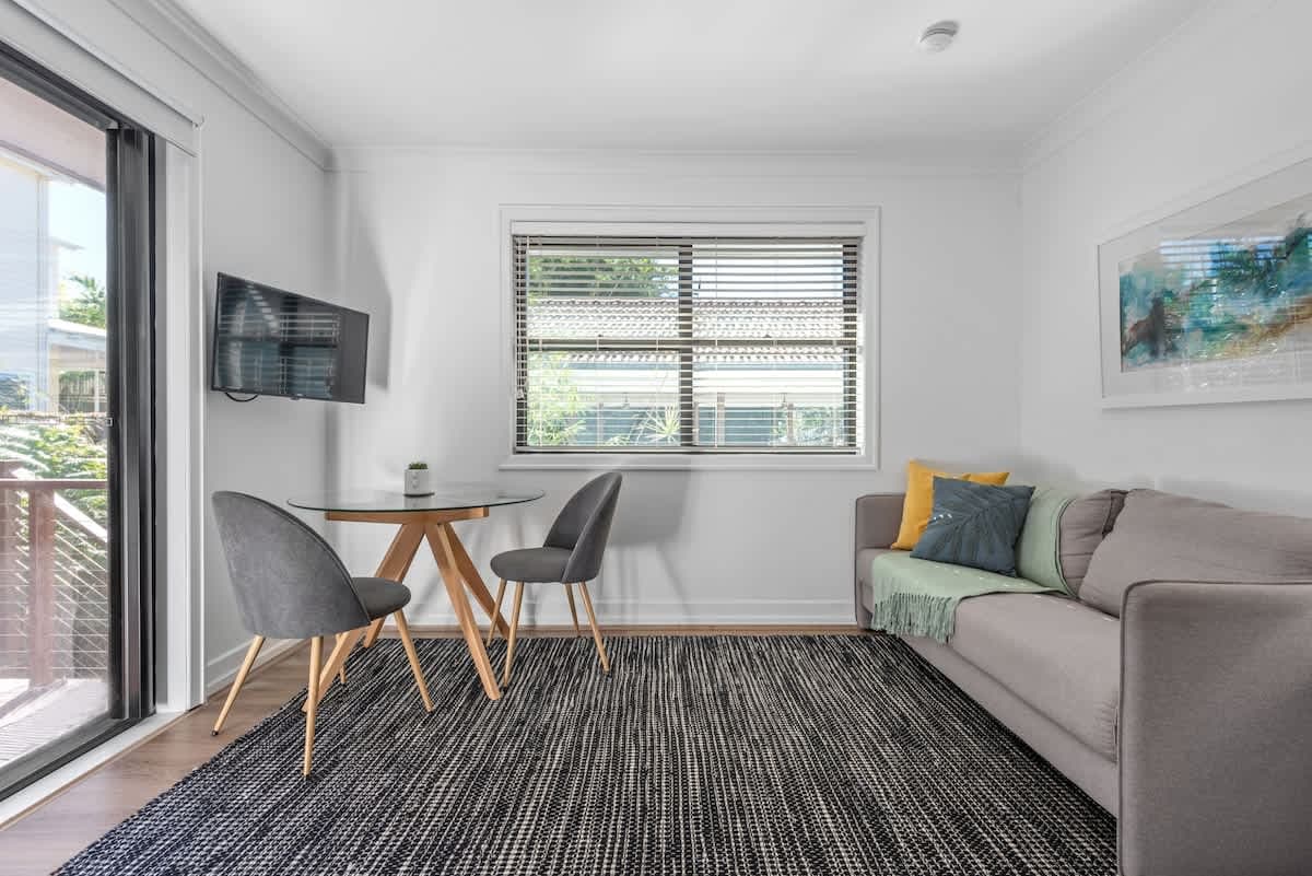 Furnished 2 Bedroom Apartment in Wilston