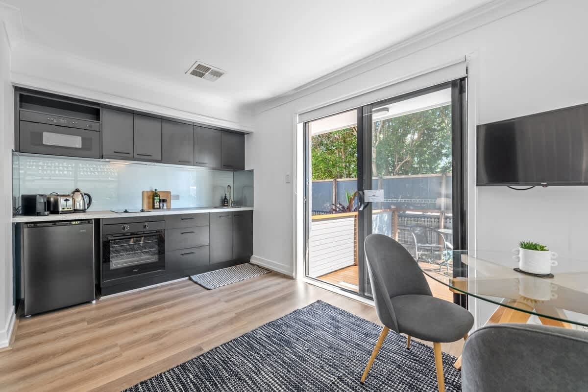 Furnished 2 Bedroom Apartment in Wilston