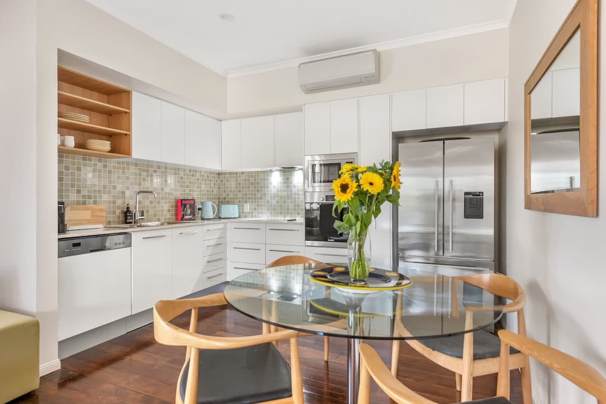 Furnished 3 Bedroom House in Kedron