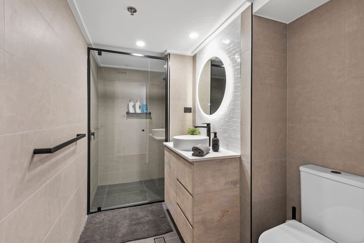 Furnished 2 Bedroom Apartment in Newstead