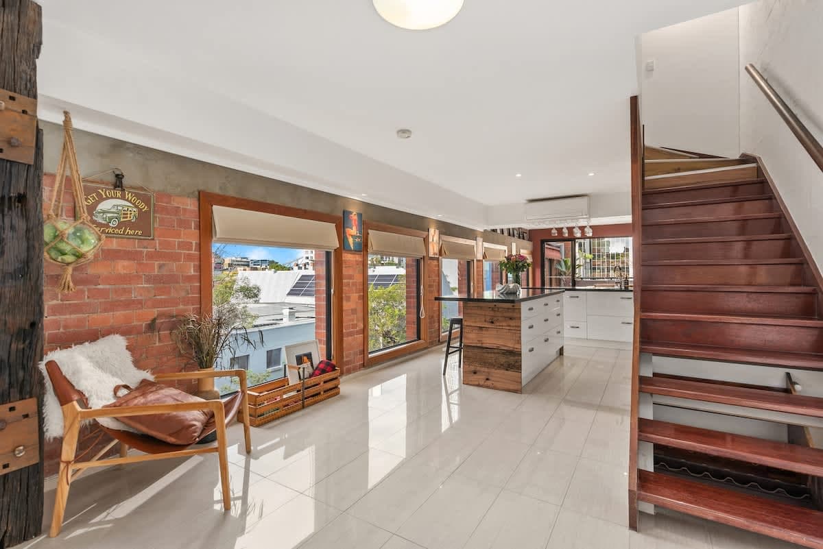 Furnished 2 Bedroom Apartment in Spring Hill