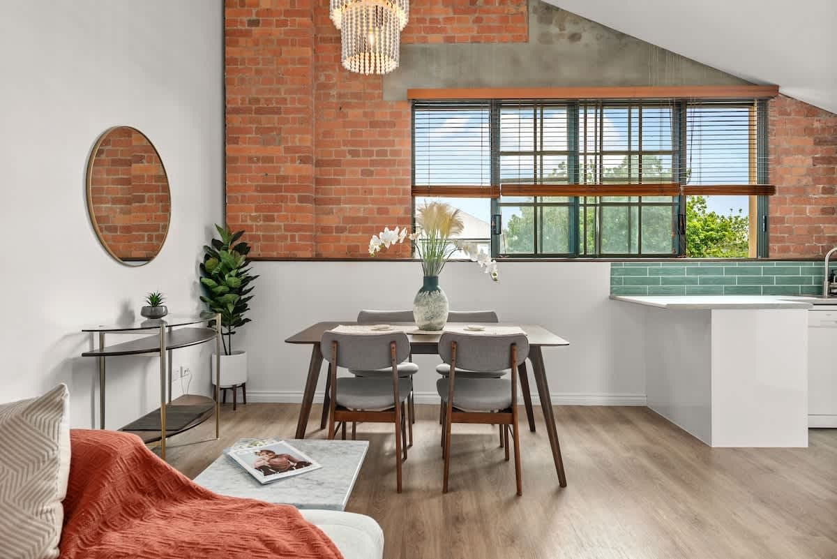 Furnished 2 Bedroom Apartment in New Farm