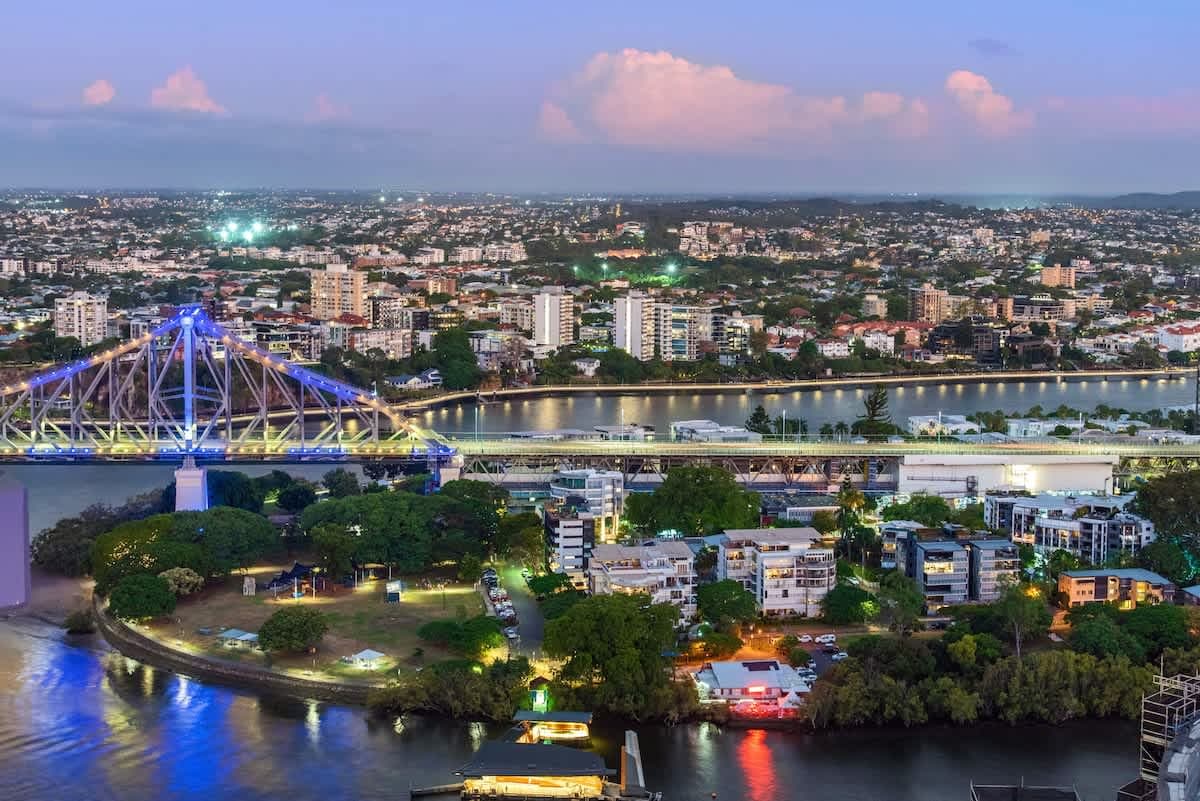 Furnished 2 Bedroom Apartment in Brisbane City