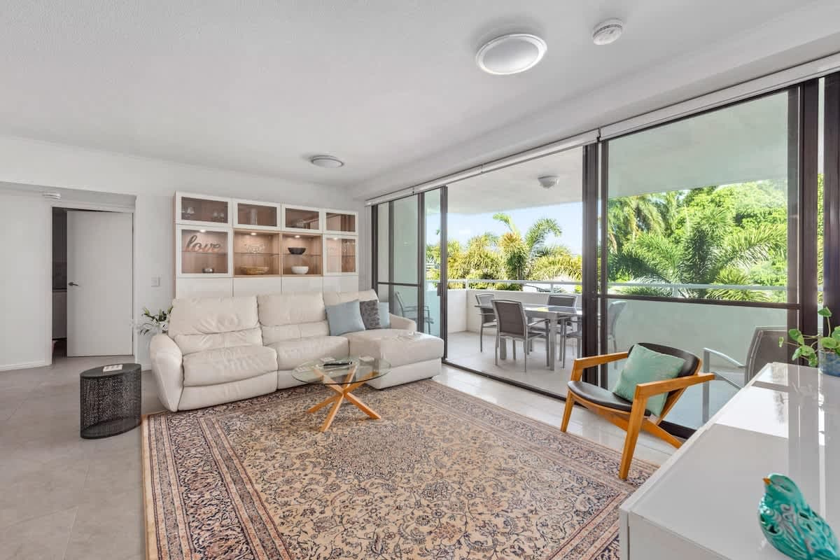 Furnished 2 Bedroom Apartment in New Farm