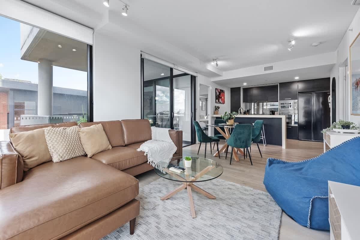 Furnished 2 Bedroom Apartment in South Brisbane